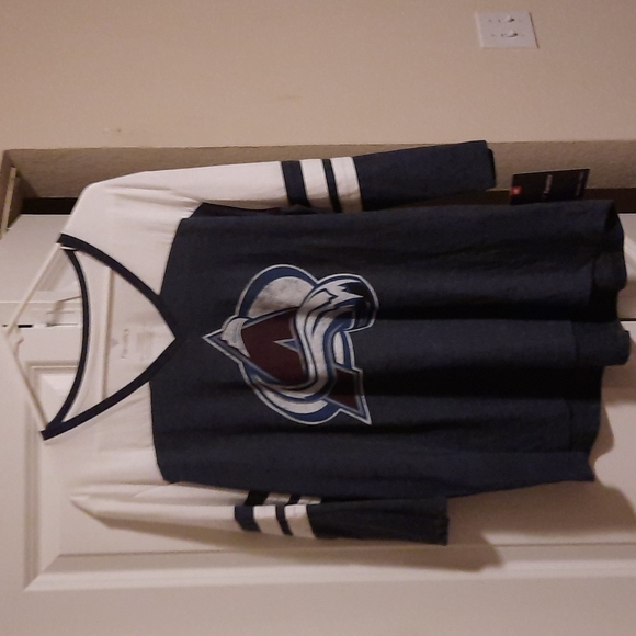 Fanatics Tops - Fanatics Avalanche Shirt